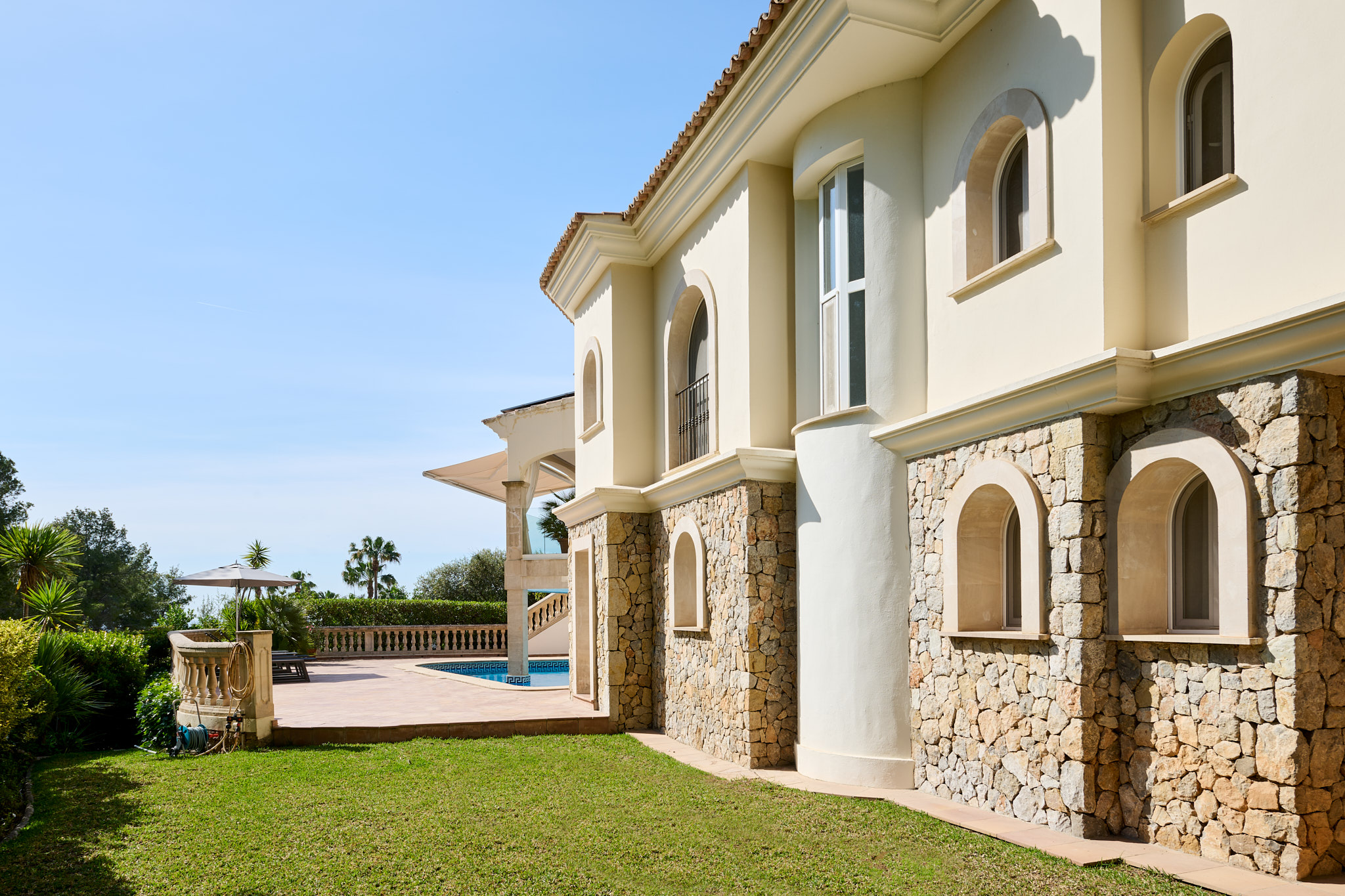 Villa in Son Vida – Außenansicht